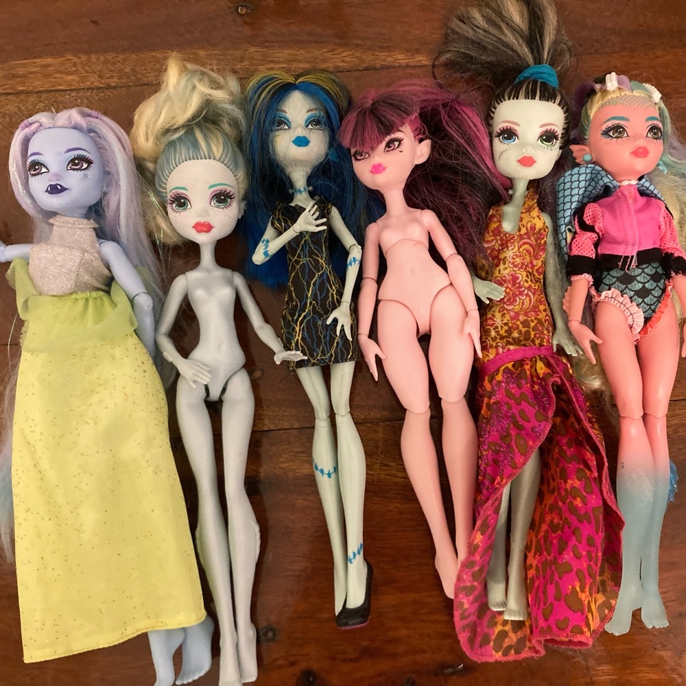 Monster High Dolls lot of 6